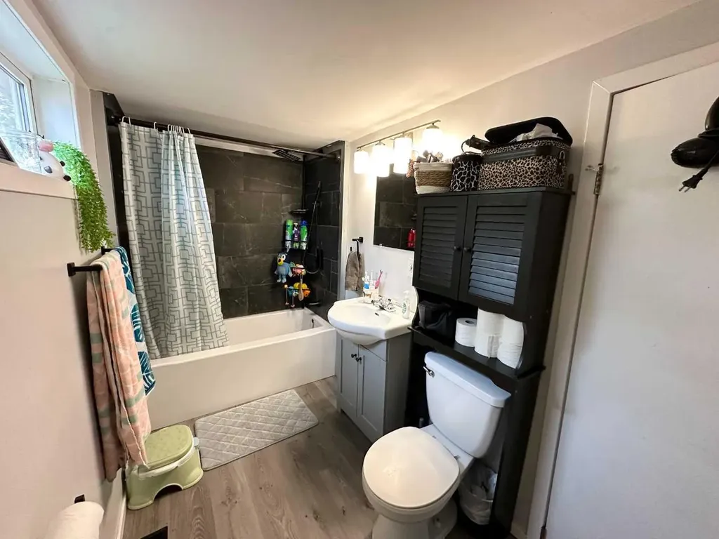 5304 46 Avenue Vermilion AB T9X 1X8
