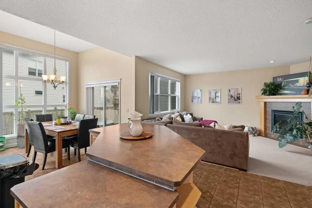 137 Copperleaf Bay SE Calgary AB T2Z0J2