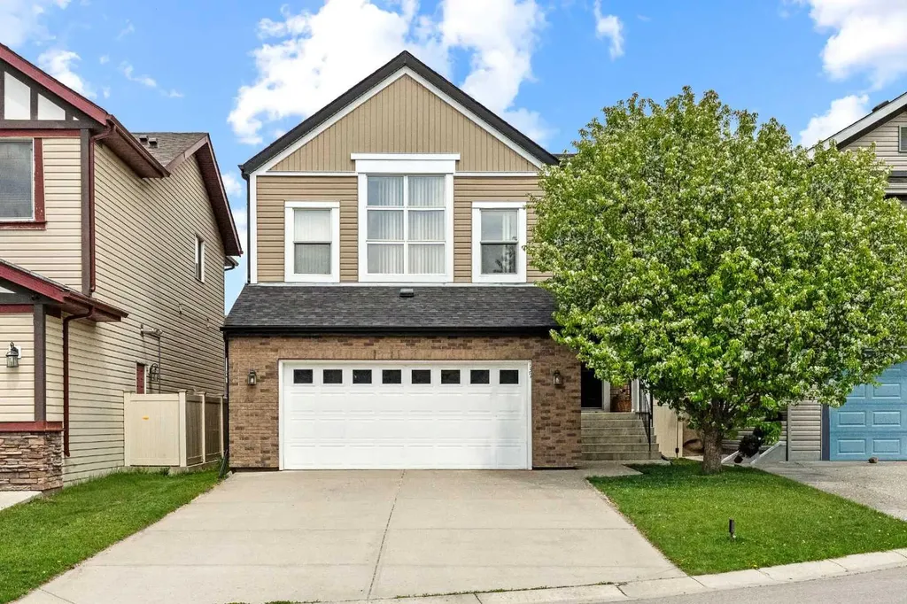 137 Copperleaf Bay SE Calgary AB T2Z0J2