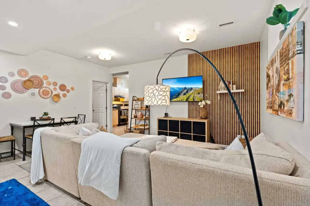 137 Copperleaf Bay SE Calgary AB T2Z0J2