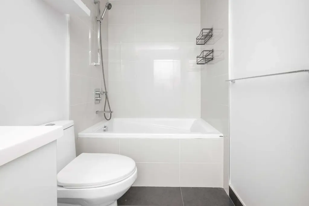 1010 6 Street SW Calgary AB T2R 1B4