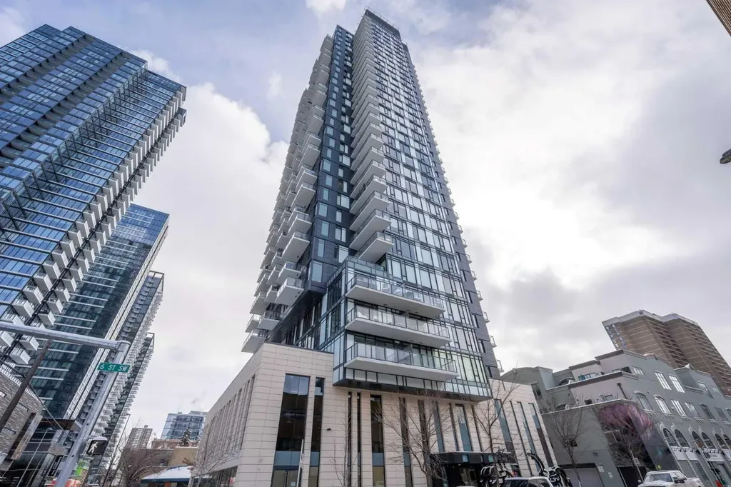 1010 6 Street SW Calgary AB T2R 1B4