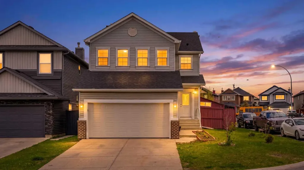 286 Martha's Manor NE Calgary AB T3J4Y6