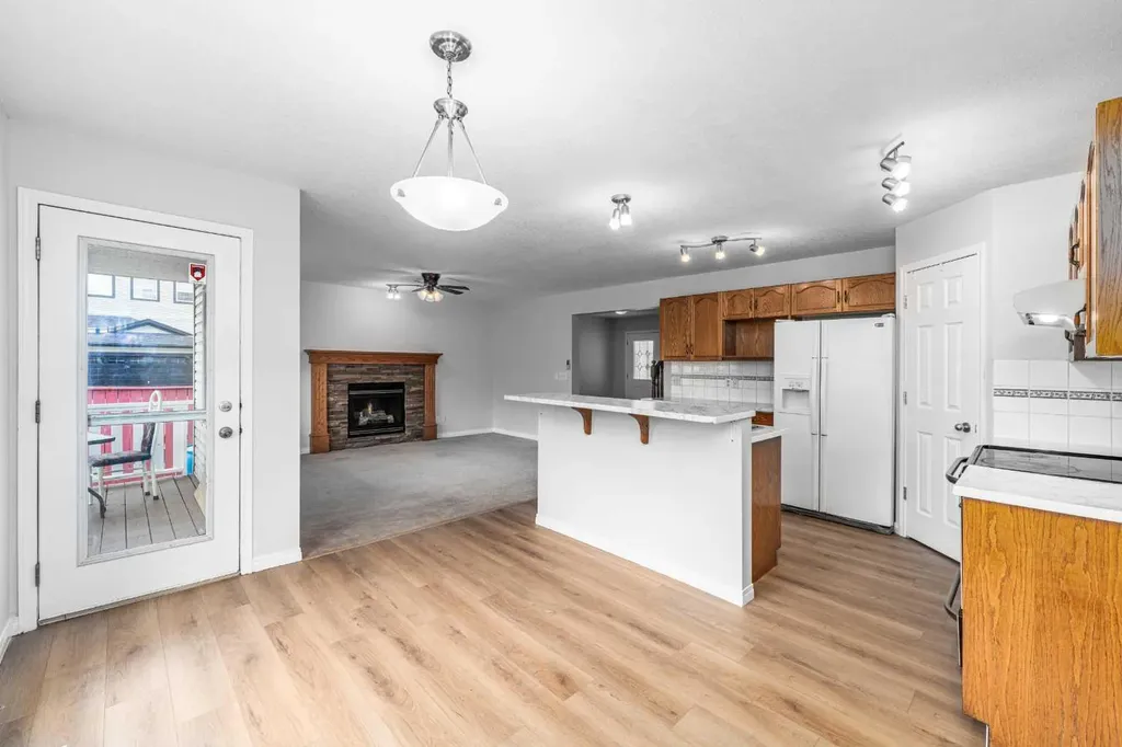 286 Martha's Manor NE Calgary AB T3J4Y6