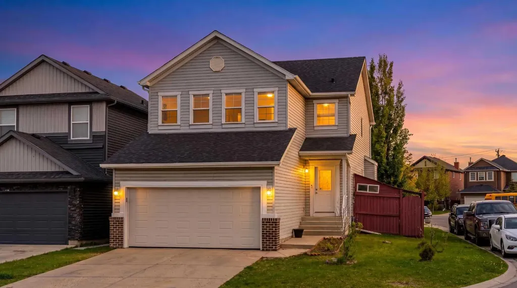 286 Martha's Manor NE Calgary AB T3J4Y6