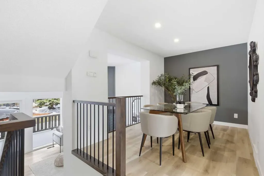 20 Point Mckay Court NW Calgary AB T3B 5B7