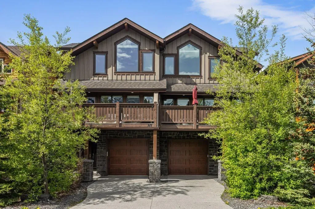 817 4th Street Canmore AB T1W 2G9