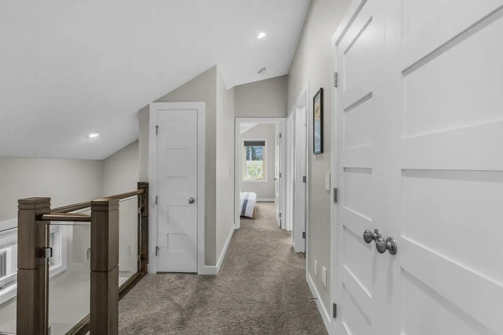 817 4th Street Canmore AB T1W 2G9