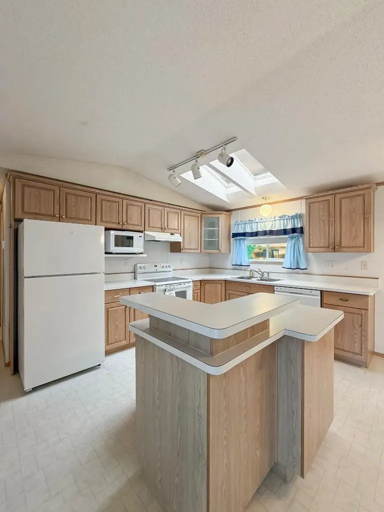 1712 23st Street Coaldale AB T1M 1E3