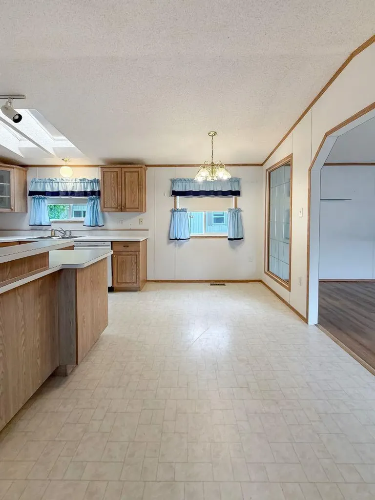 1712 23st Street Coaldale AB T1M 1E3