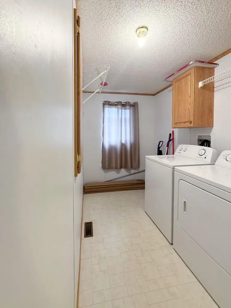 1712 23st Street Coaldale AB T1M 1E3