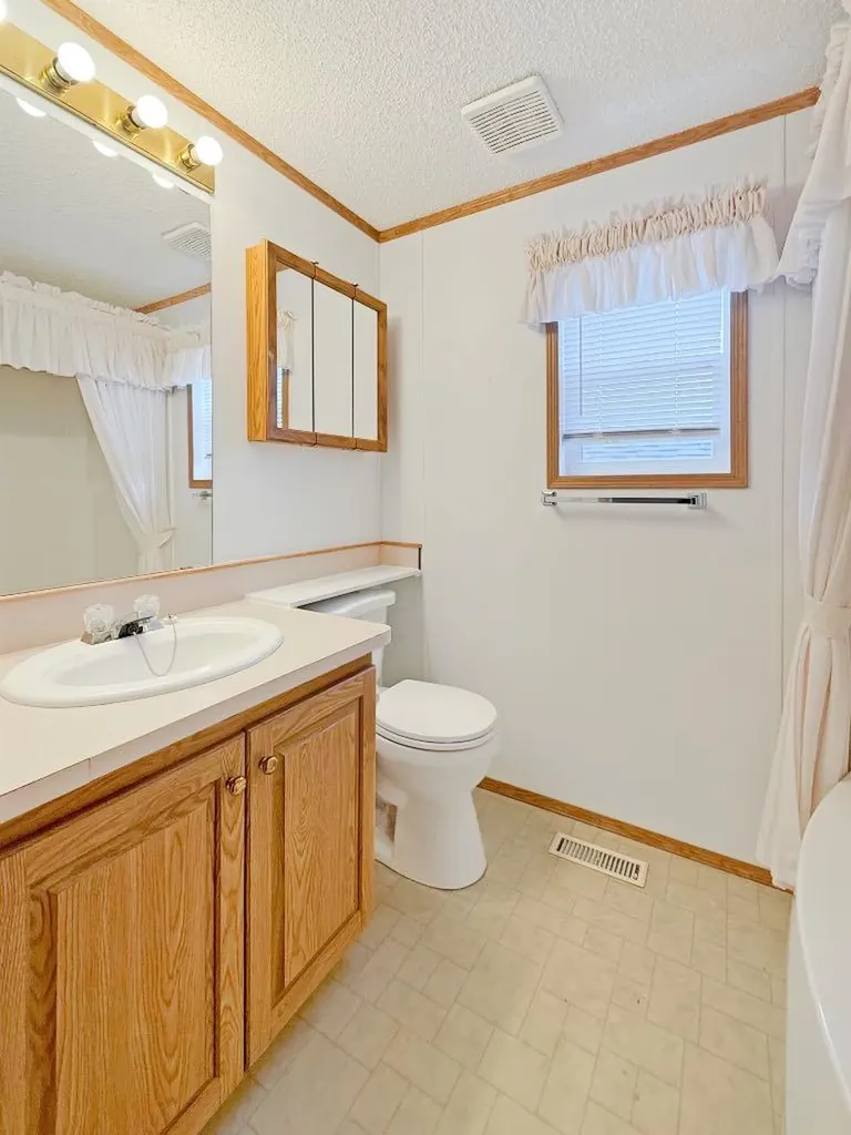 1712 23st Street Coaldale AB T1M 1E3