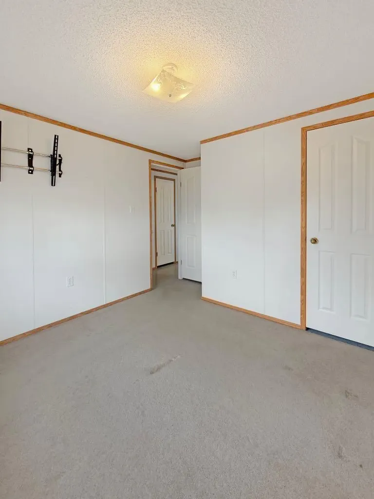 1712 23st Street Coaldale AB T1M 1E3