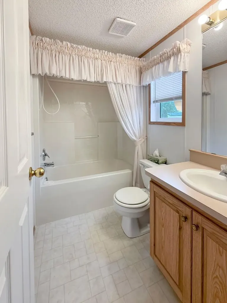 1712 23st Street Coaldale AB T1M 1E3