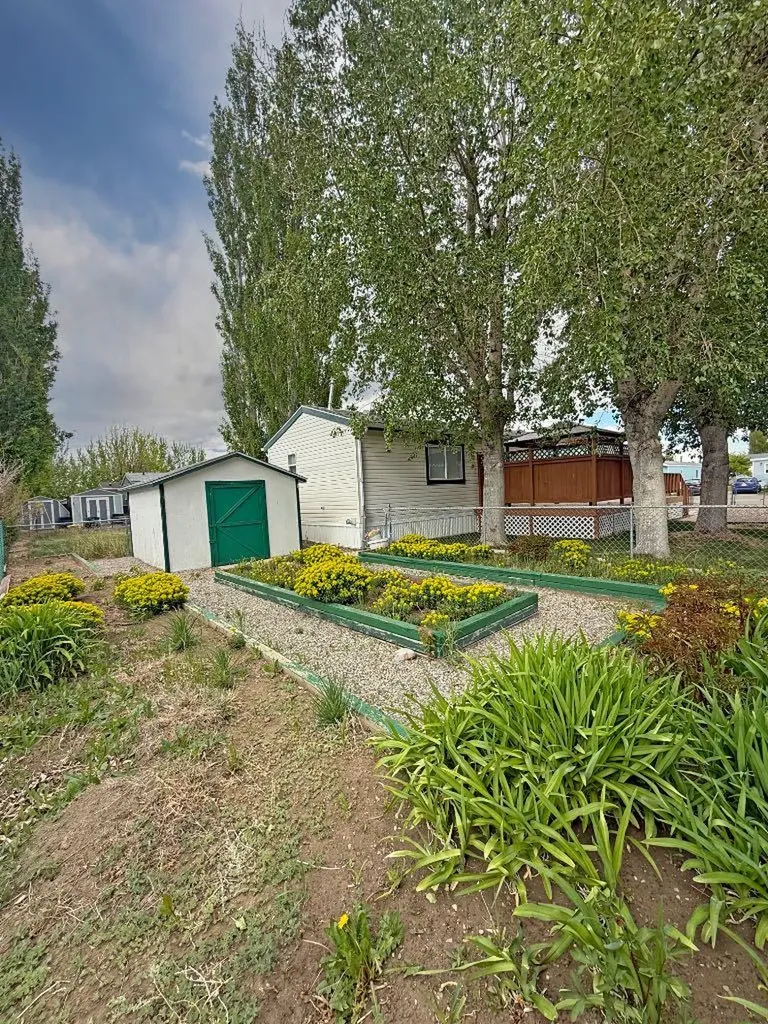 1712 23st Street Coaldale AB T1M 1E3