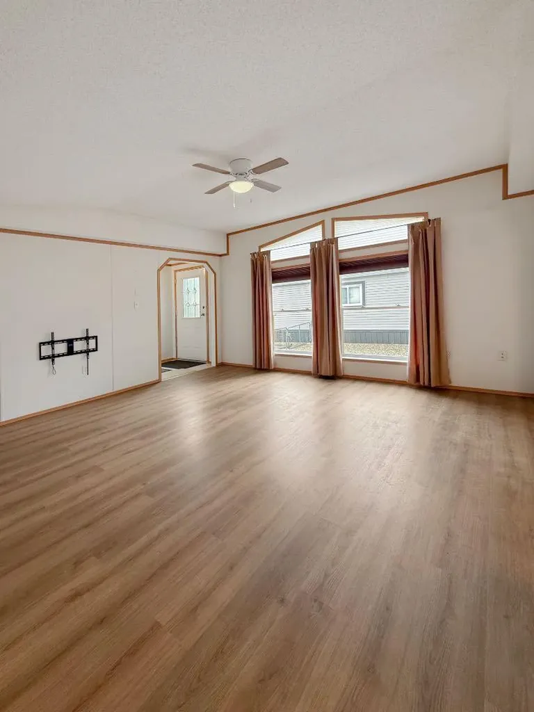 1712 23st Street Coaldale AB T1M 1E3