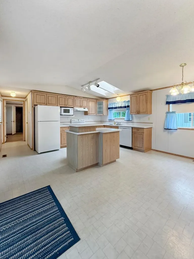 1712 23st Street Coaldale AB T1M 1E3