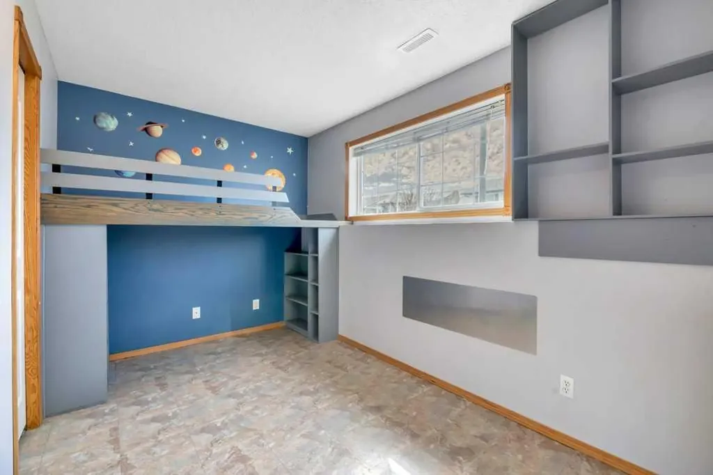 389 Strathford Crescent Strathmore AB T1P 1P1