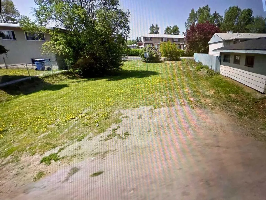 1336 36 Street SE Calgary AB T2A 1C3