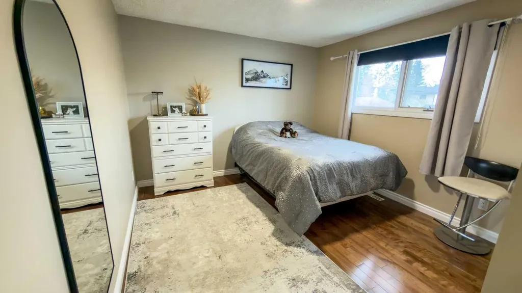 1213 4 Avenue Wainwright AB T9W1G7