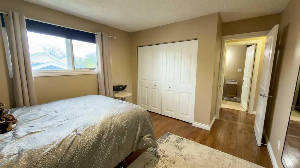 1213 4 Avenue Wainwright AB T9W1G7