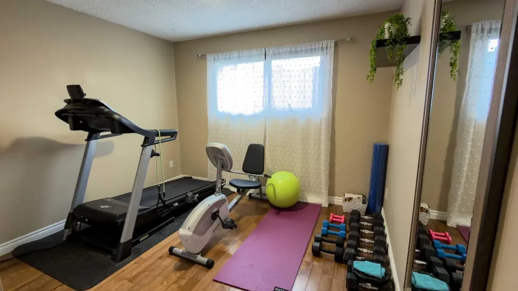 1213 4 Avenue Wainwright AB T9W1G7