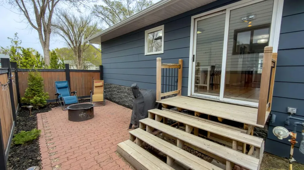 1213 4 Avenue Wainwright AB T9W1G7