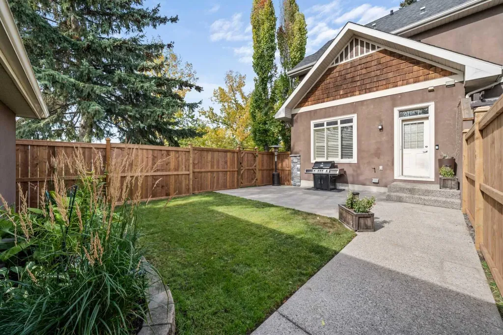 2341 6 Avenue NW Calgary AB T2N 0X3