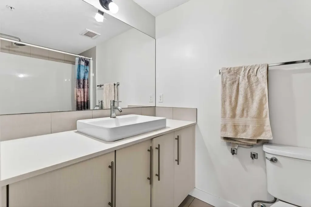 302 Skyview Ranch Drive NE Calgary AB T3N 0P5