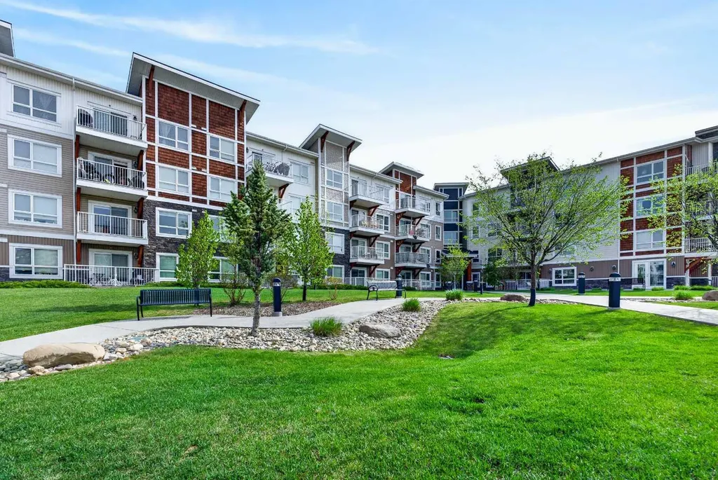 302 Skyview Ranch Drive NE Calgary AB T3N 0P5