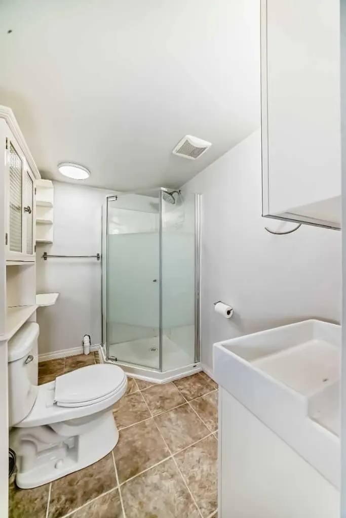 6915 Ranchview Drive NW Calgary AB T3G 1R8