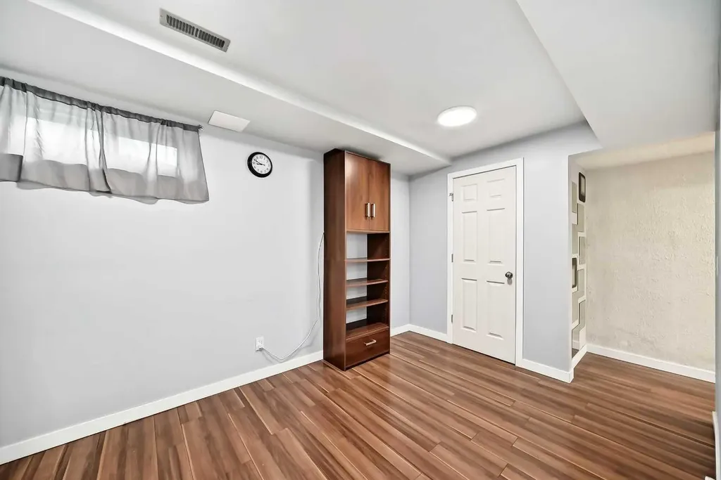 6915 Ranchview Drive NW Calgary AB T3G 1R8