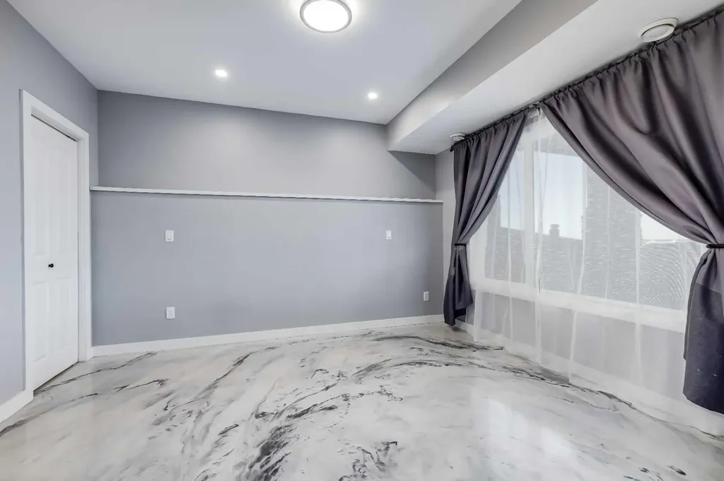 247 Hillcrest Heights SW Airdrie AB T4B 3Z2