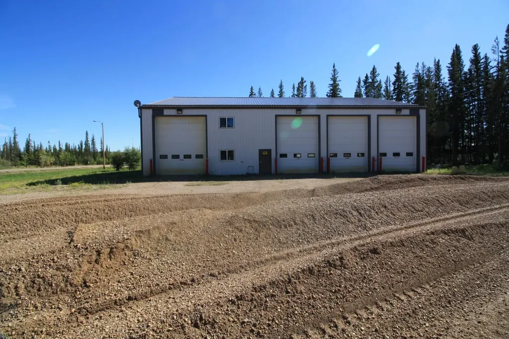 953 Bear Paw Crescent Zama City AB T0H 4E0