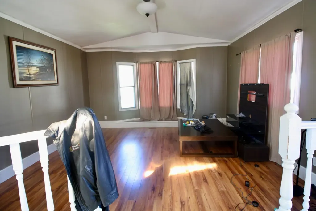 953 Bear Paw Crescent Zama City AB T0H 4E0