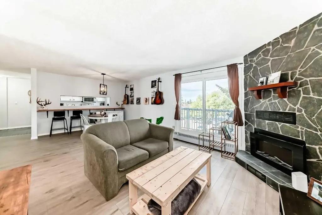 71 Cosgrove Crescent Red Deer AB T4P 2Z6
