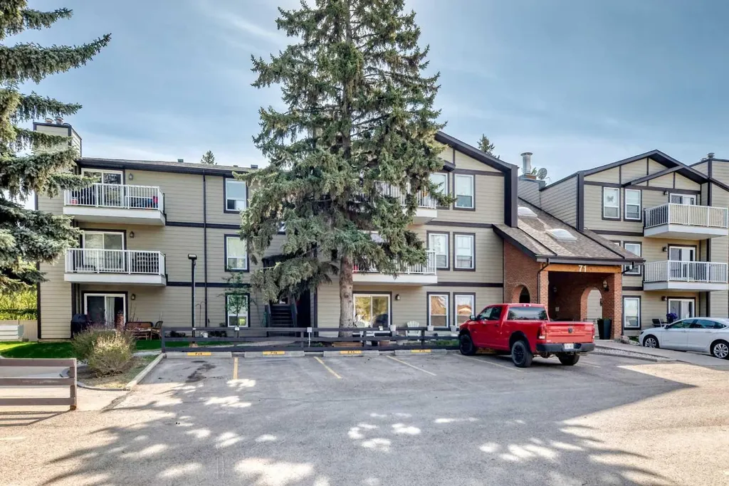 71 Cosgrove Crescent Red Deer AB T4P 2Z6
