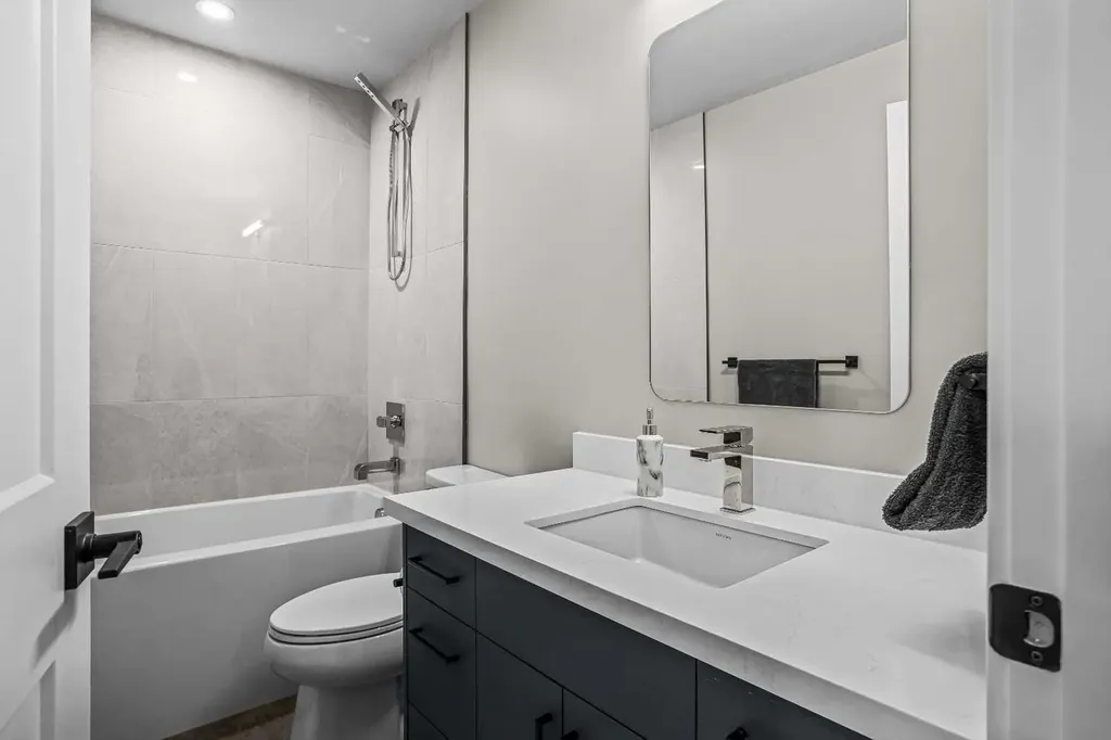 1 Industrial Place Canmore AB T1W1Y1