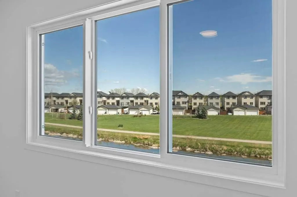 318 Montrose Crescent SE High River AB T1V 0L1
