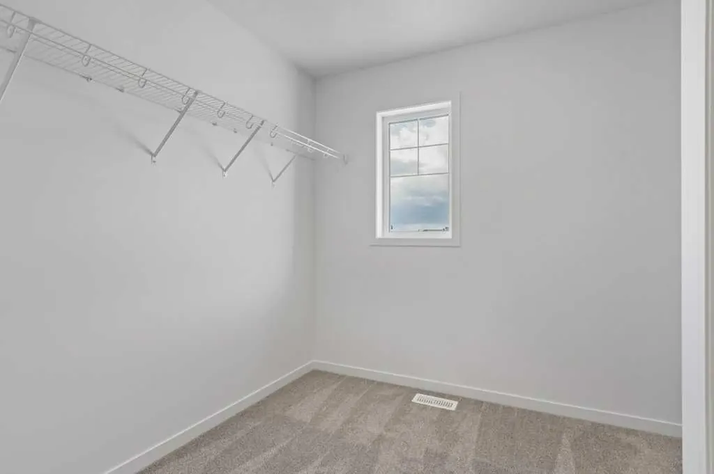318 Montrose Crescent SE High River AB T1V 0L1