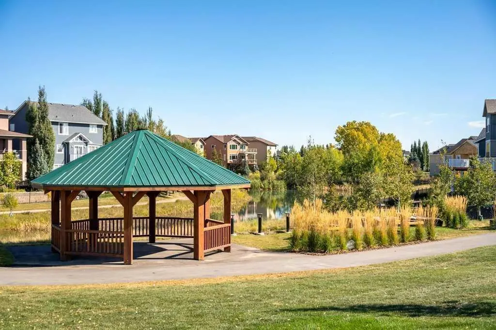 318 Montrose Crescent SE High River AB T1V 0L1