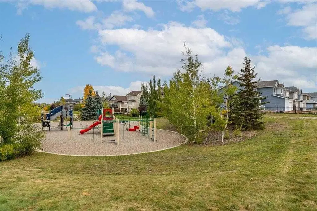318 Montrose Crescent SE High River AB T1V 0L1