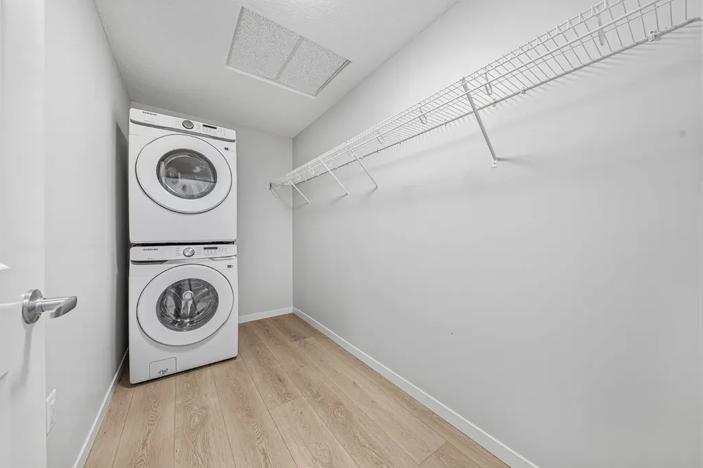 20295 Seton Way SE Calgary AB T3M 3Y7