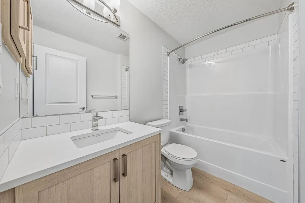 20295 Seton Way SE Calgary AB T3M 3Y7