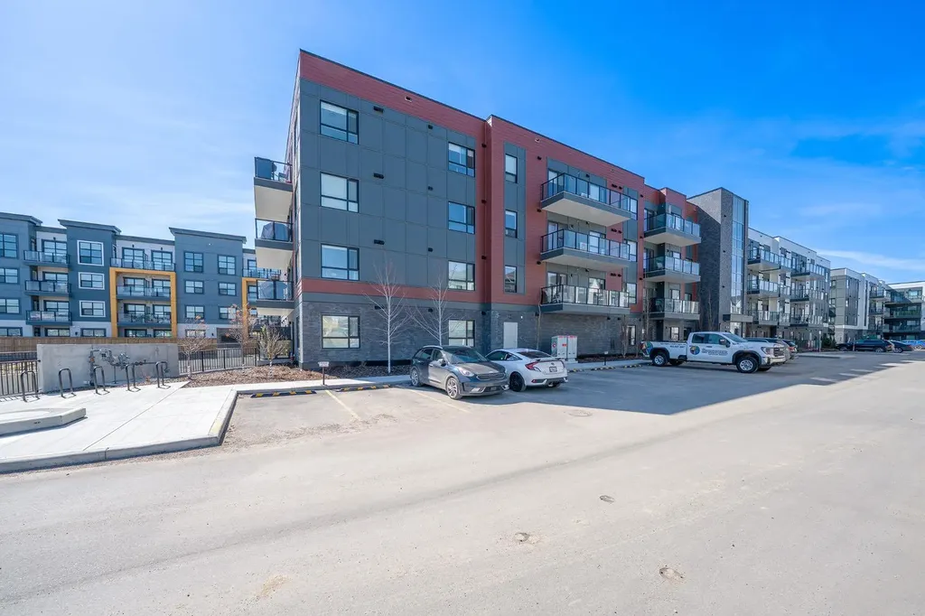 20295 Seton Way SE Calgary AB T3M 3Y7