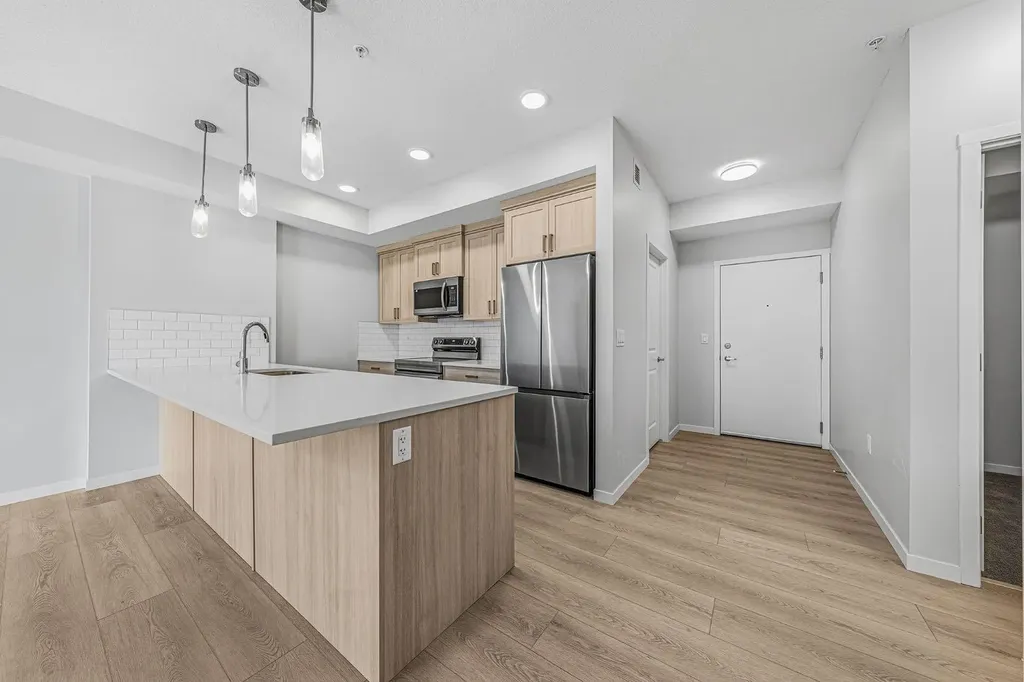 20295 Seton Way SE Calgary AB T3M 3Y7