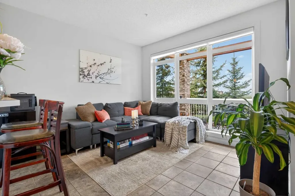 108 Rockyledge View NW Calgary AB T3G5X2