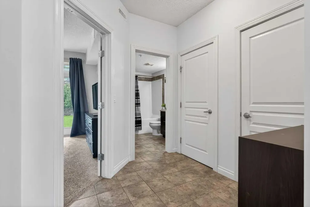 108 Rockyledge View NW Calgary AB T3G5X2