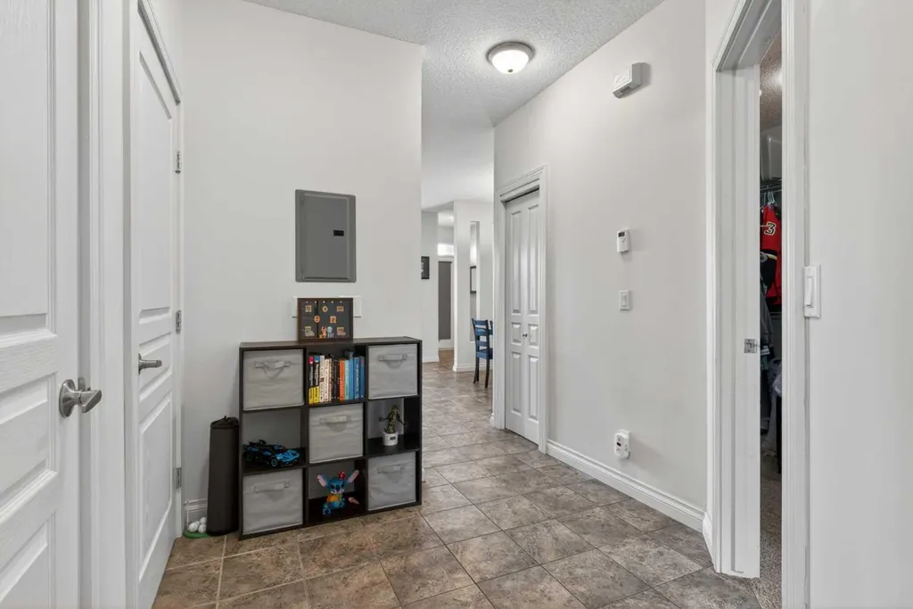 108 Rockyledge View NW Calgary AB T3G5X2