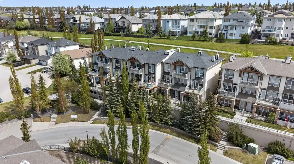 108 Rockyledge View NW Calgary AB T3G5X2